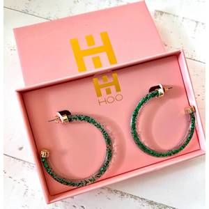 NEW HOO HOOPS hoop earrings in green